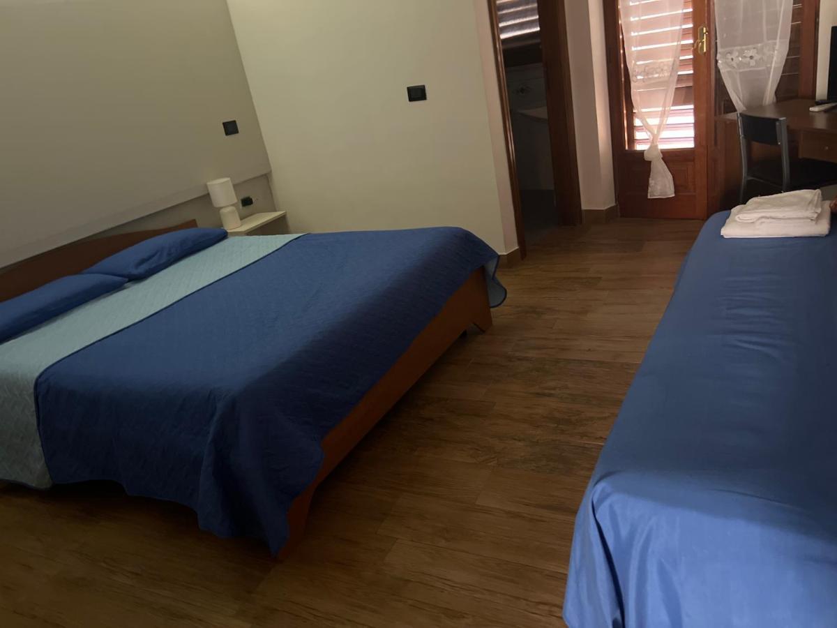 Leone Di Nemea - Νεμέος Λέων Hotell Reggio di Calabria Eksteriør bilde